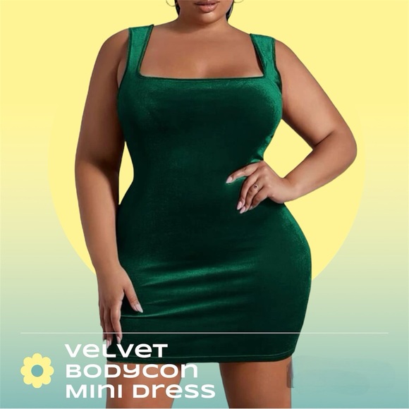 SHEIN Dresses & Skirts - 🎉 HOST PICK 🎉 😍 Velvet Bodycon Mini Dress 😍